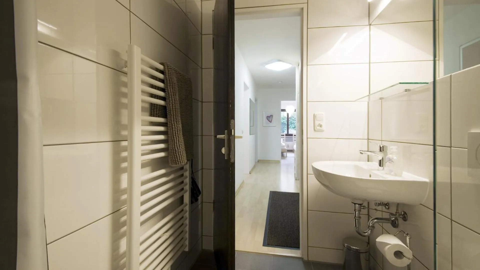 Bohemian Residency, Central And Quiet Munich Apartment